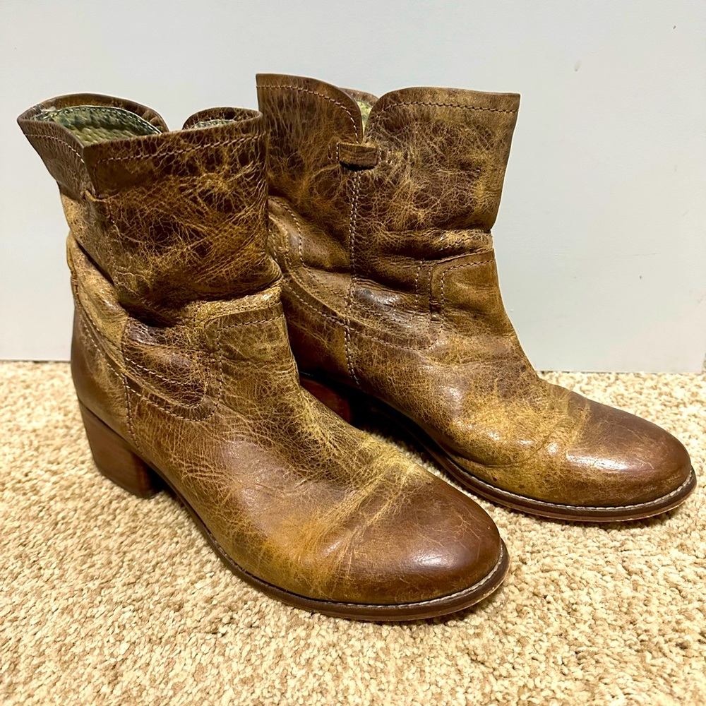 Diba True boots
